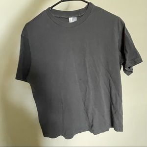 DIVIDED H&M GREY SHORTSLEEVED TSHIRT